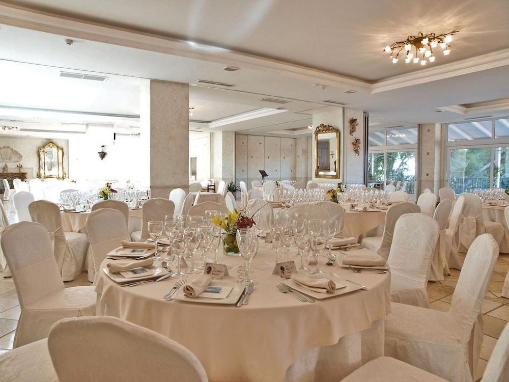 Palasiet Wellness Clinic&Thalasso 4 Sup 베니카씸 외부 사진
